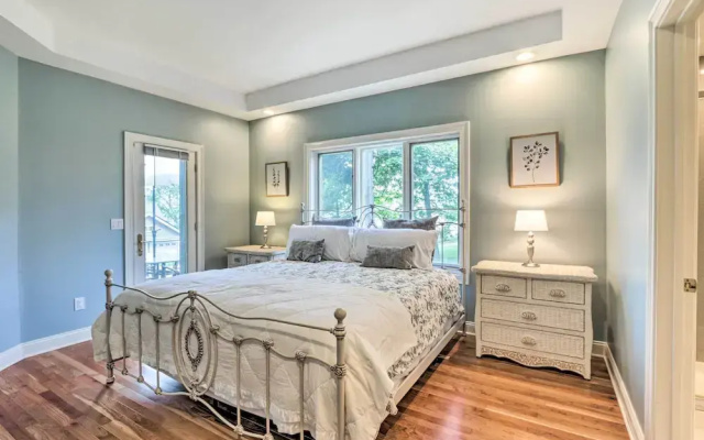 Walk to Lake: Middlefield Home w/ Fire Pit