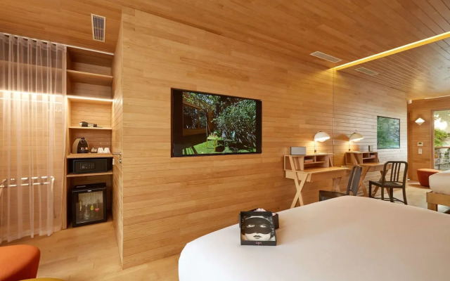 Cabane Hotel