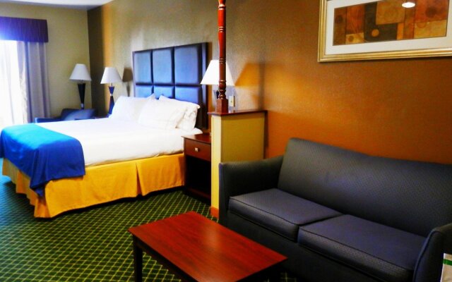 Holiday Inn Express Hinesville, an IHG Hotel
