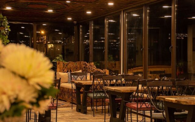 Olivia Cave Hotel