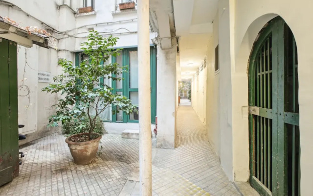 Lavie Maison AC Center of Paris