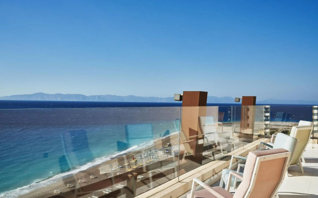 Bellevue On The Beach Suites