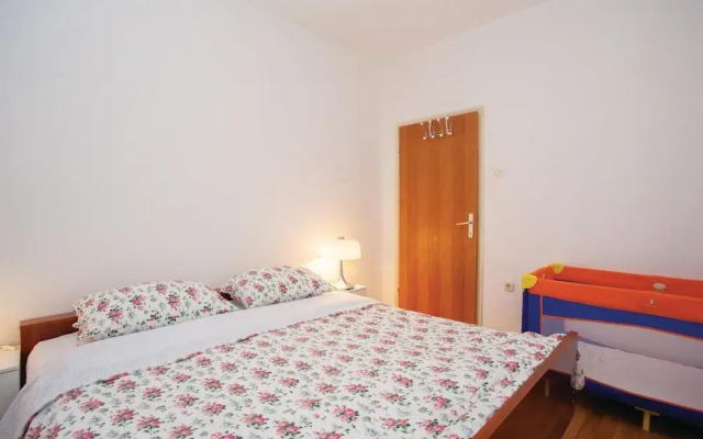 Beautiful Home in Omisalj With Wifi and 3 Bedrooms