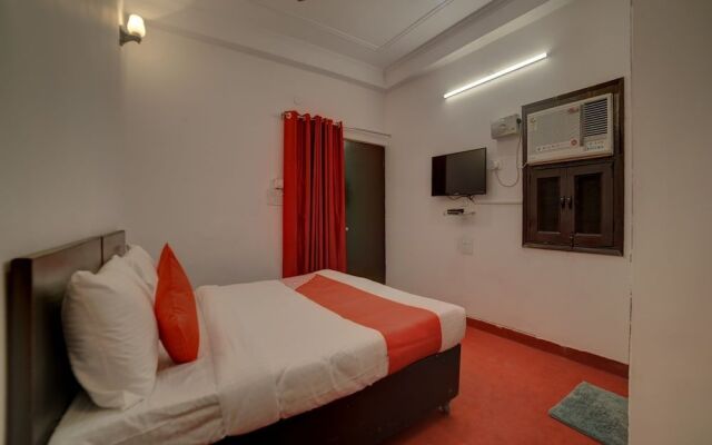 Oyo Flagship 30552 Sector 53