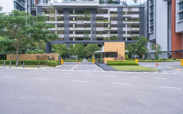 OYO Home 89724 Amazing 2br Grand Medini