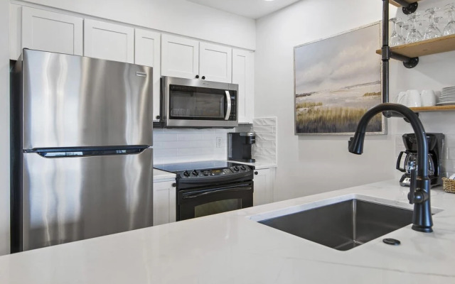 Luau II 6224, Miramar Beach