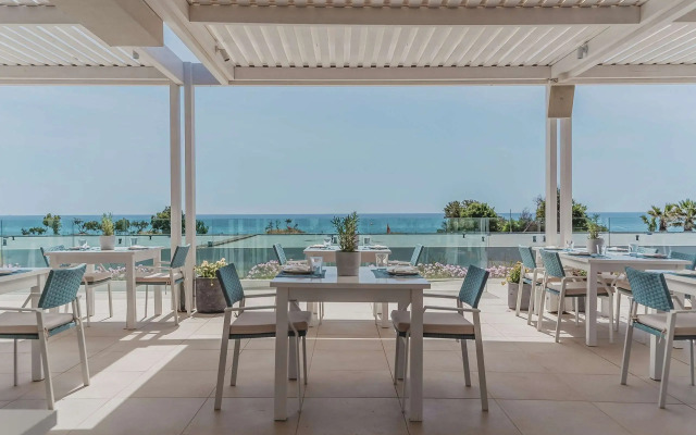 Gennadi Grand Resort