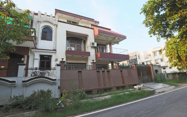 Oyo 46411 Hotel Lotus View