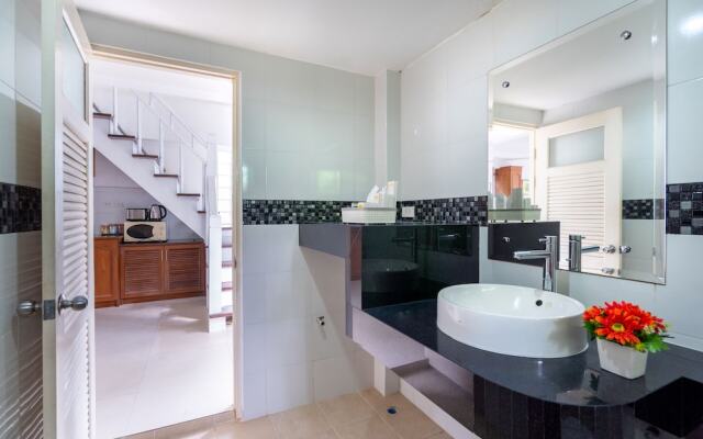 Kamala Beach Front Villas