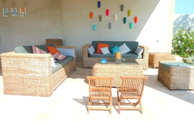 Villa With 7 Bedrooms in Pernes-les-fontaines, With Private Pool, Furn