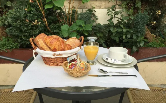 Hôtel Les Beaux Arts