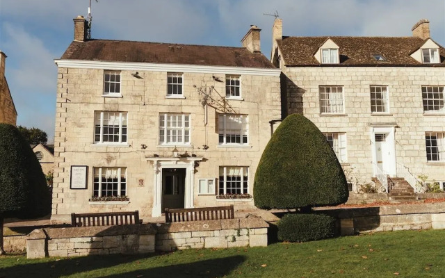 The Falcon Painswick