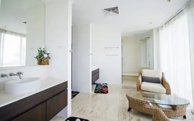 Spacious 5-Bedroom Surin Beach Villa