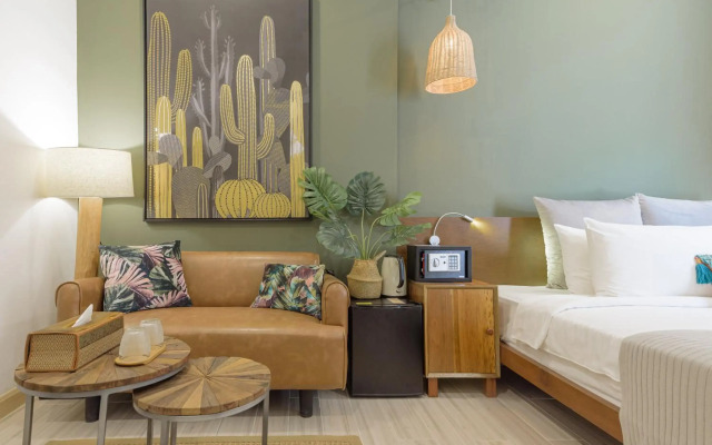 YOLO Bangkok Boutique Hotel