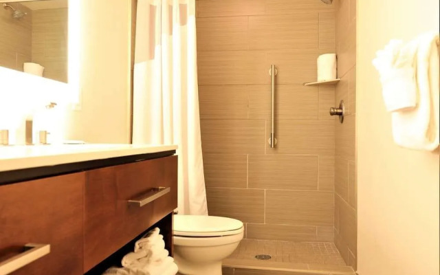 Holiday Inn Omaha Southwest