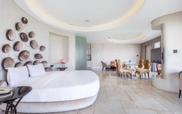 Sanya phoenix island yuejia holiday apartment