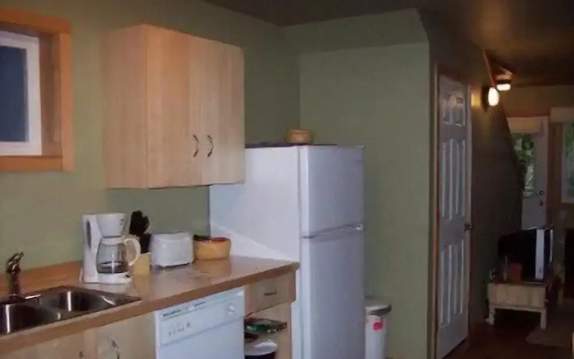 Spring Cove Cabins