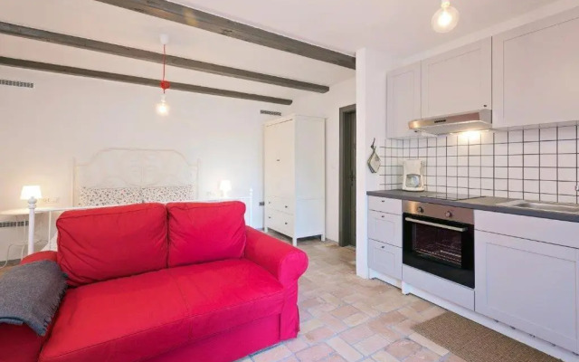 Old town studio and apartment