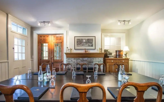 The Little Inn of Bayfield