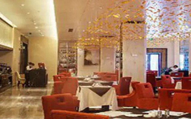 Xinxing Century Hotel