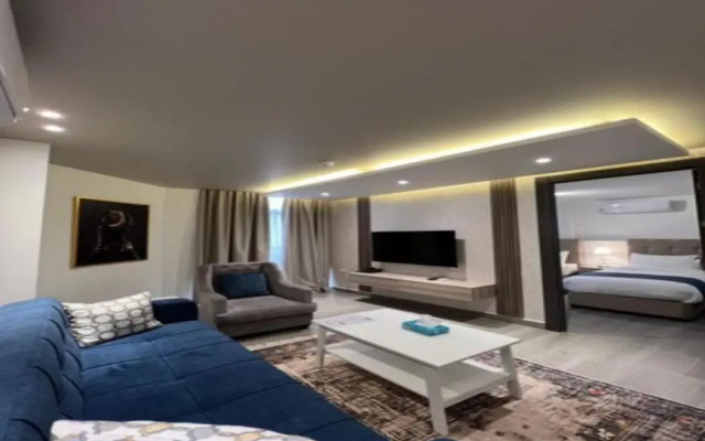 Red Carpet Suites