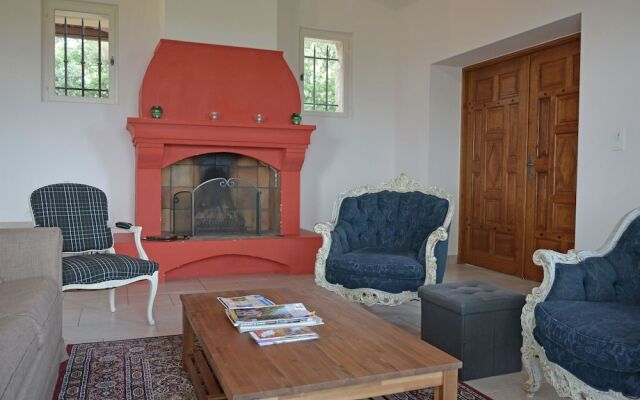 Captivating Home in Murs France With Private Swimming Pool