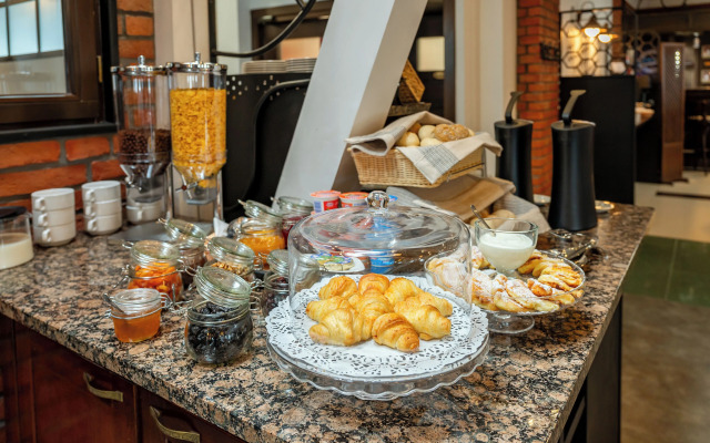 Hotel i Restauracja Dworski