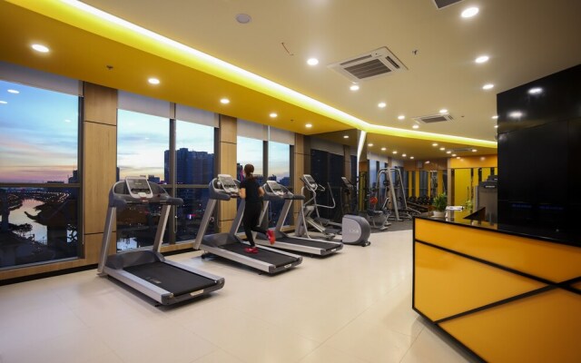 Apartment River View Near City Center