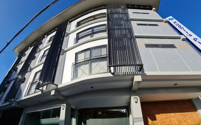 Rudhil's Place Hotel