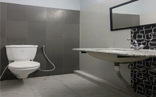 OYO 9750 Hotel Atithi