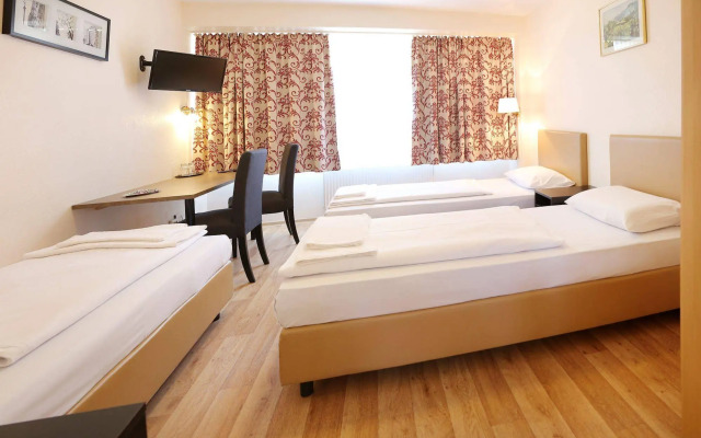 Pension Alpha Frankfurt City