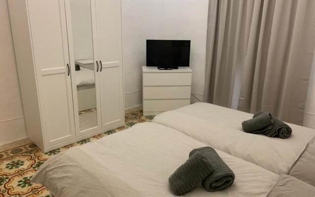 2 bedroom apartment in the centre of Valletta