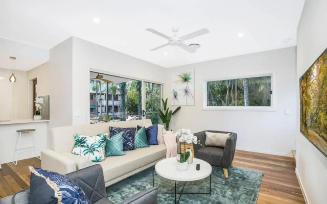 Park Avenue Townhouse Retreat Brisbane Sleeps 10