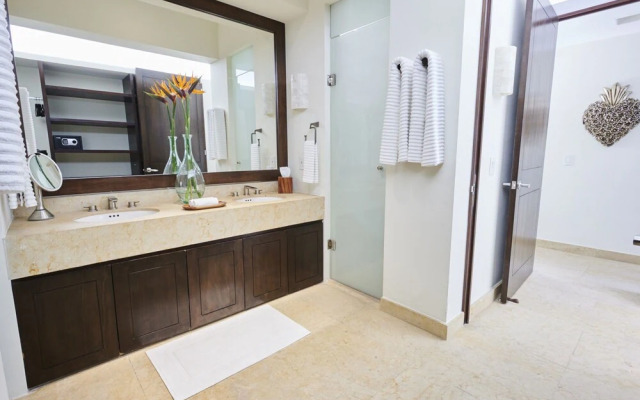 Condo Bahia 2 by Vallarta Rentals