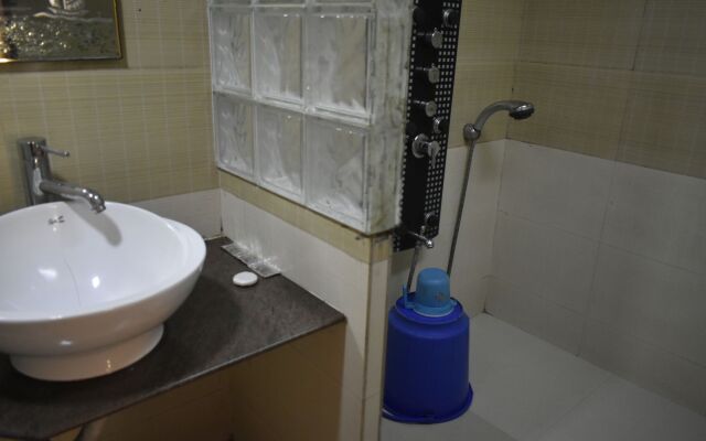 Hotel Arma Court