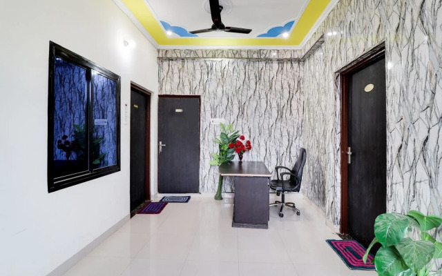 OYO 45399 Hotel Legacy Rbl