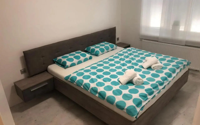 Luxusní apartmán přímo v centru u hotelu Thermal