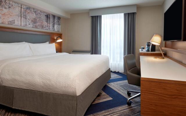 Four Points by Sheraton Toronto Airport East