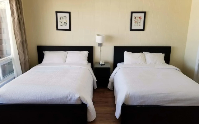 Pinedale Inn