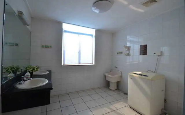 Traffic Hotel Chengdu