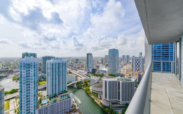Wonderful 2 Condo at Icon Brickell WPool