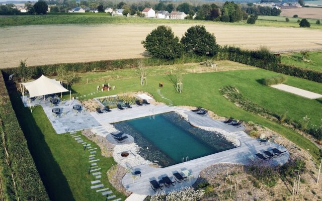 Luxury Holiday Home With a Pool and Sauna