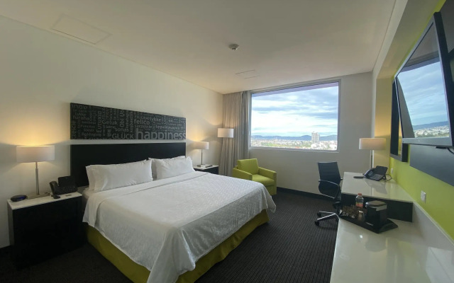 Holiday Inn Express Hotel And Suites Puebla Angelopolis