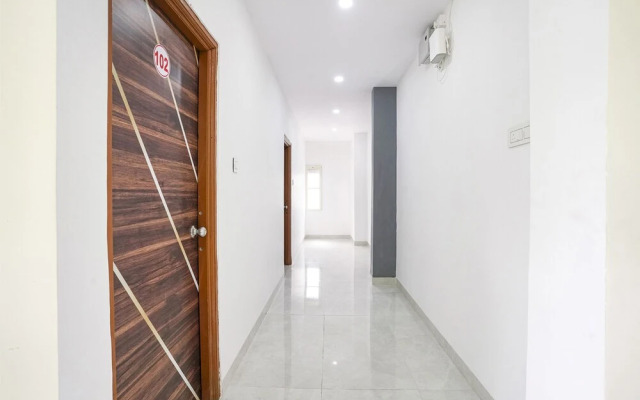 Fabhotel Grand Imperial