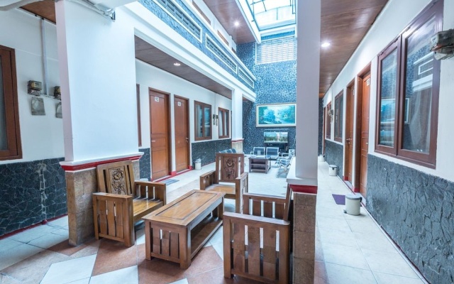 OYO 1672 Wisma Barkah – Guest Rooms – Jakarta