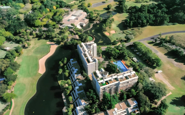 Pacific Bay Resort Suite