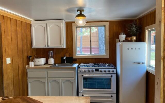 Oak Knoll Lodge