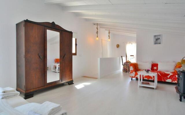 Sineu Mallorcan Renovated Holiday House