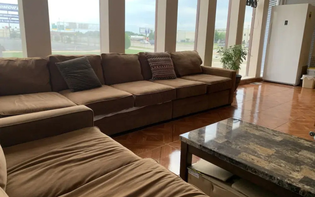 Executive Inn