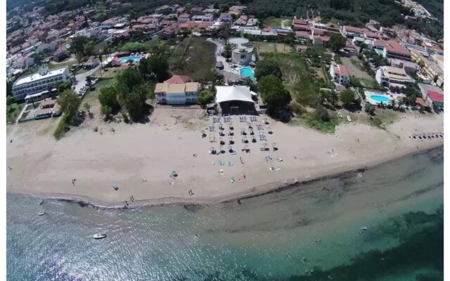 Island Beach Resort - Adults Only